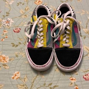 Vans old skool shoes. Mens size 5.5/womens 7.